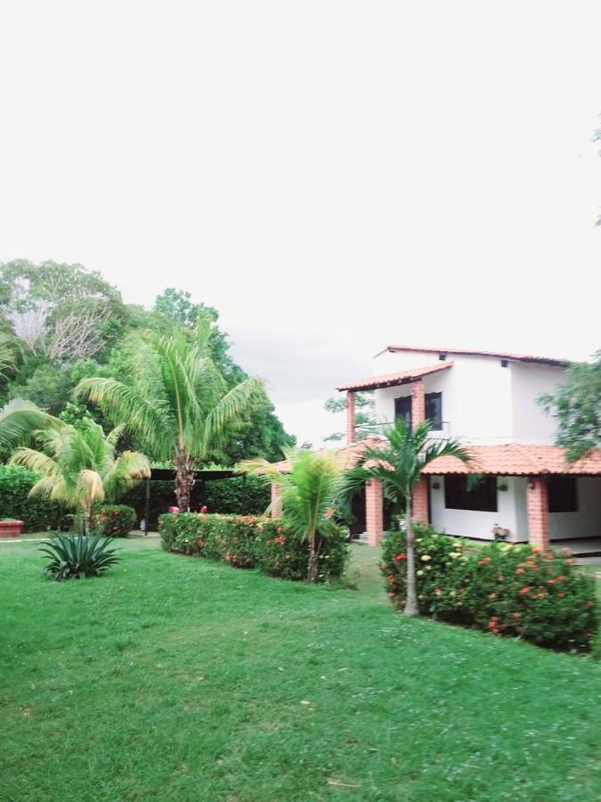 Casa Campo Emaus Caucasia エクステリア 写真