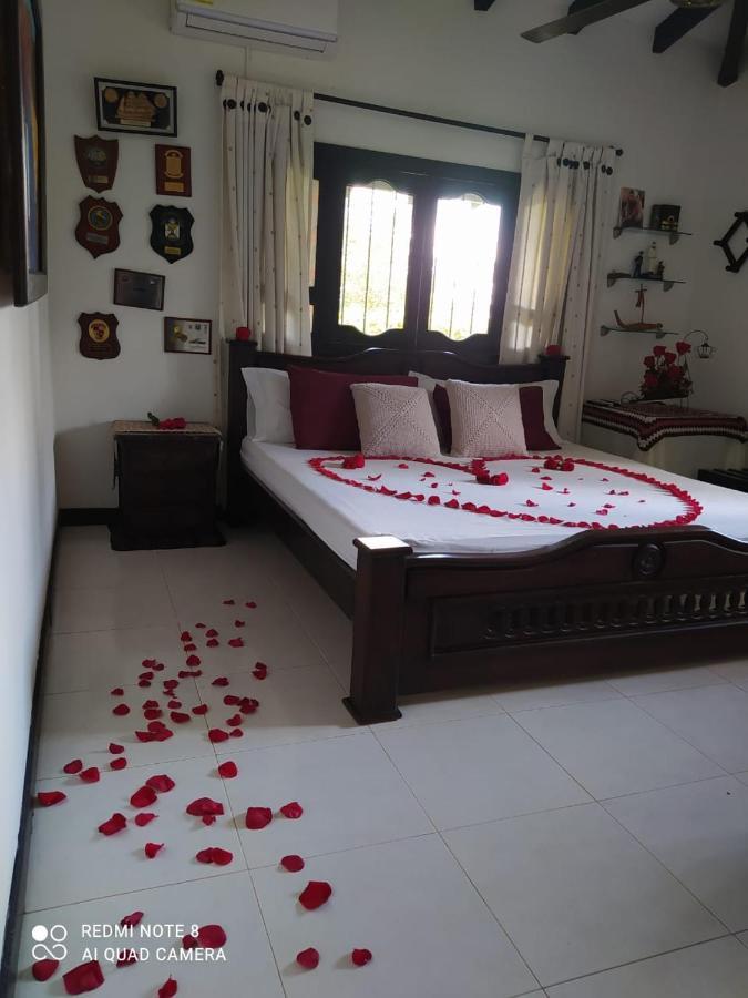 Casa Campo Emaus Caucasia エクステリア 写真